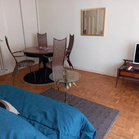 Hyper-centre Croisette Κάννες